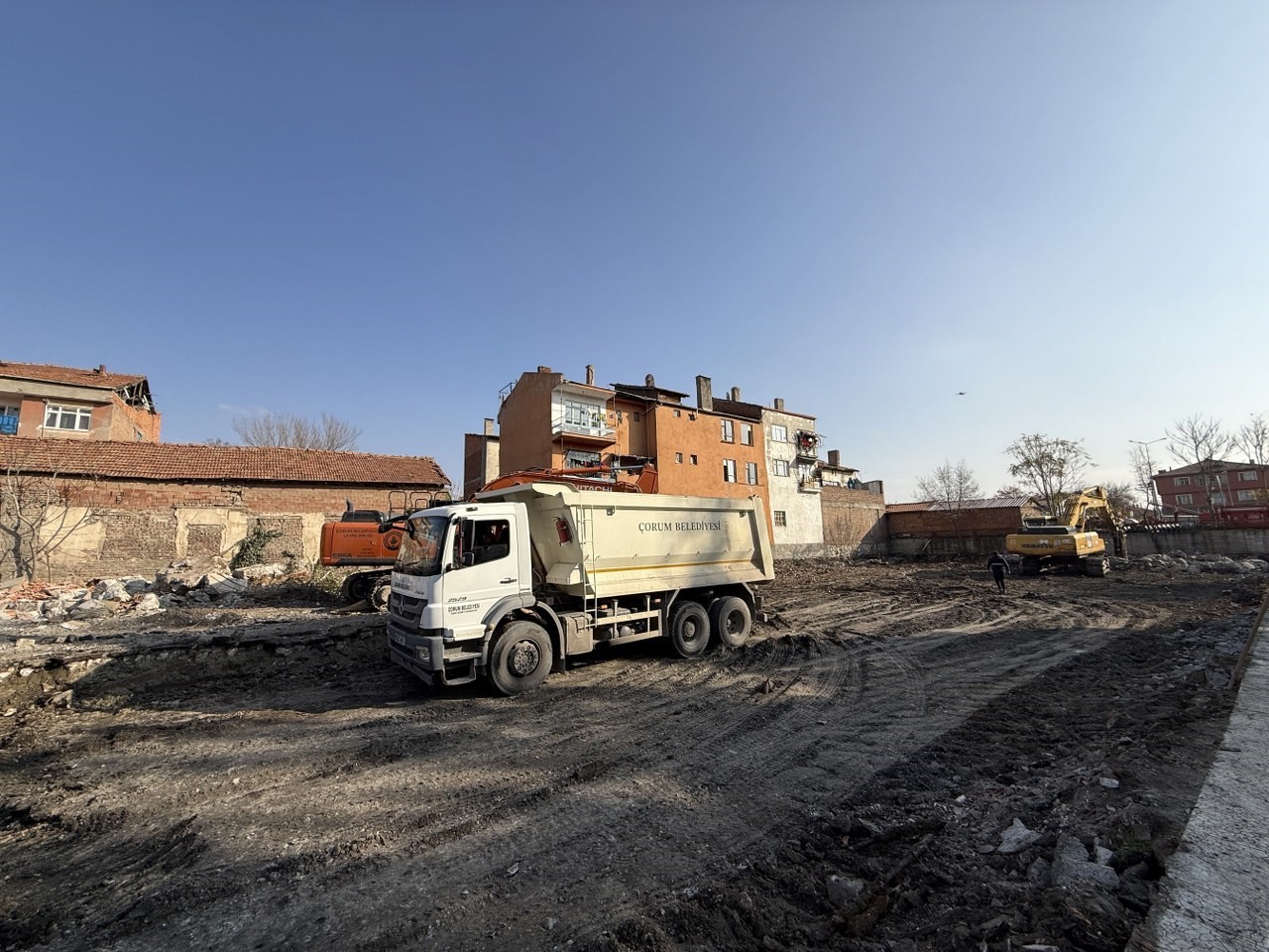 corum-belediyesi-o-alani-otoparka-ceviriyor