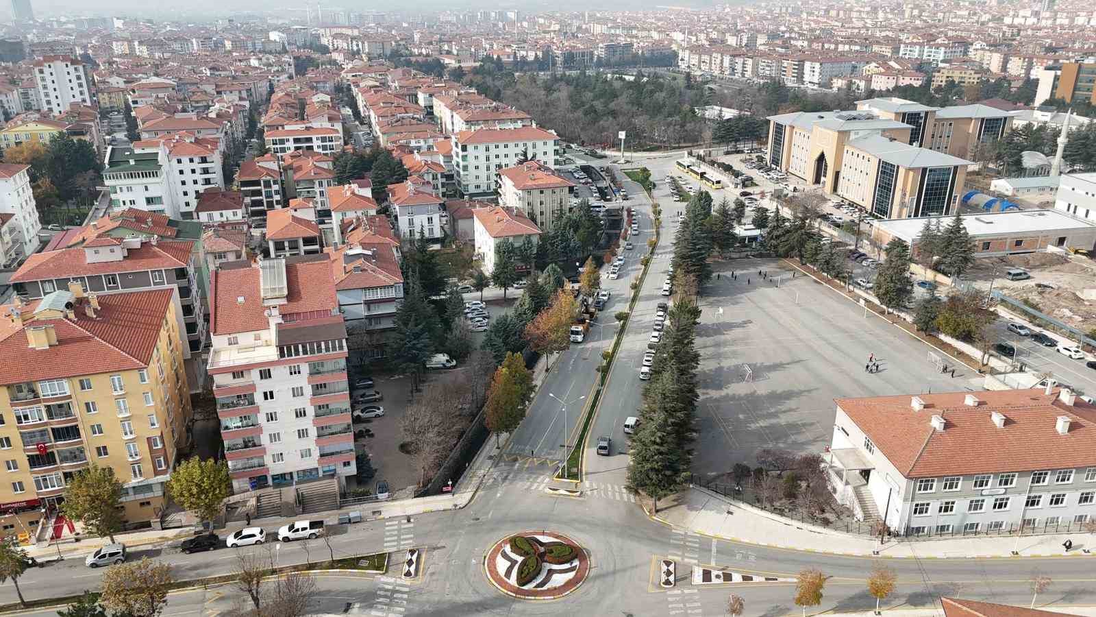 corum-belediyesinden-hummali-temizlik-calismasi