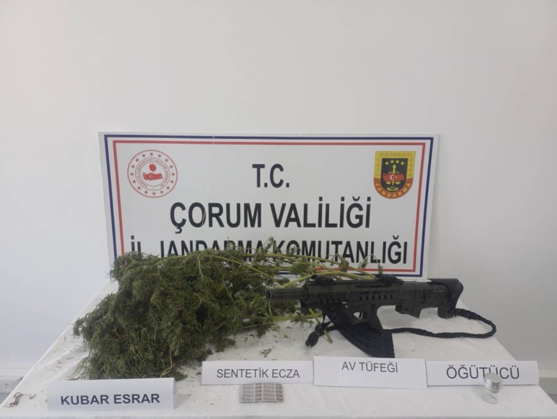 corum-jandarmasindan-zehir-tacirlerine-gecit-yok-7-tutuklama