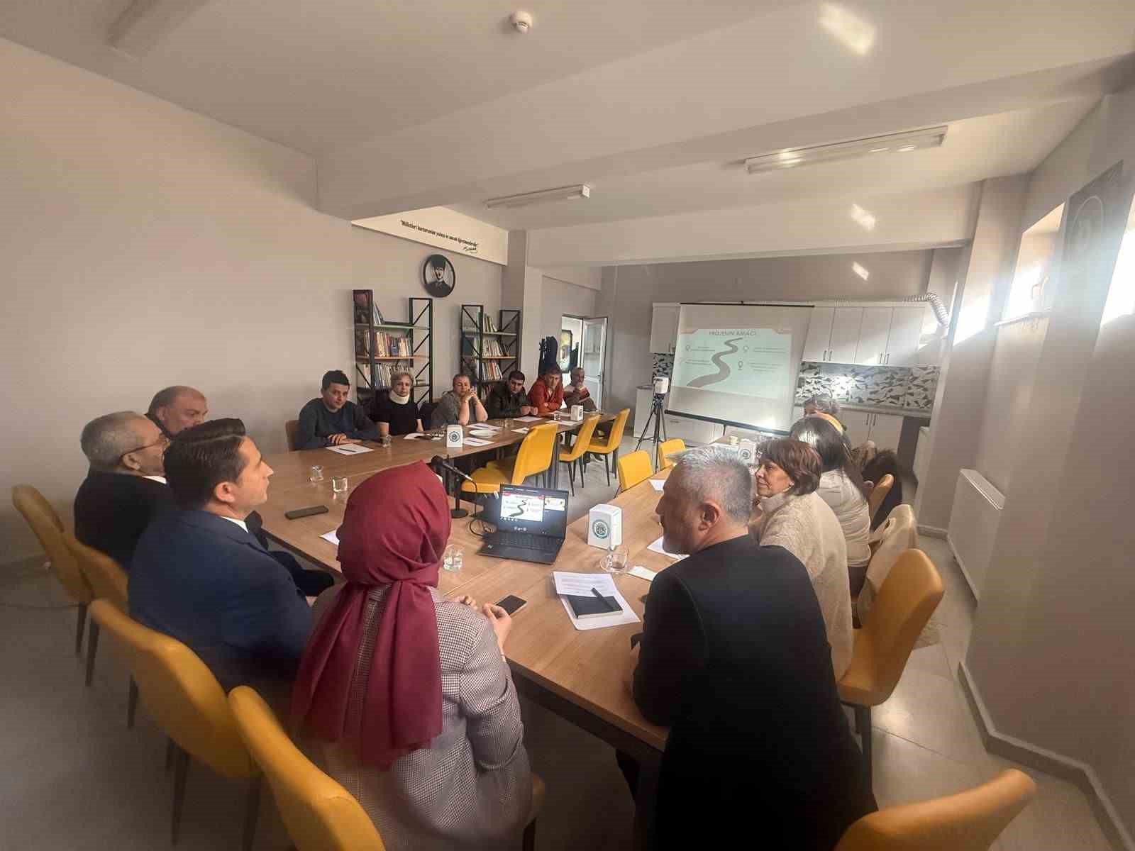 corumda-anaokulu-ogrencilerinin-velileri-teknoloji-ve-zorbaligina-karsi-egitim-alacak