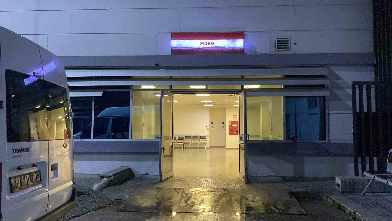 corumda-bicakli-kavga-baba-ve-oglu-hayatini-kaybetti