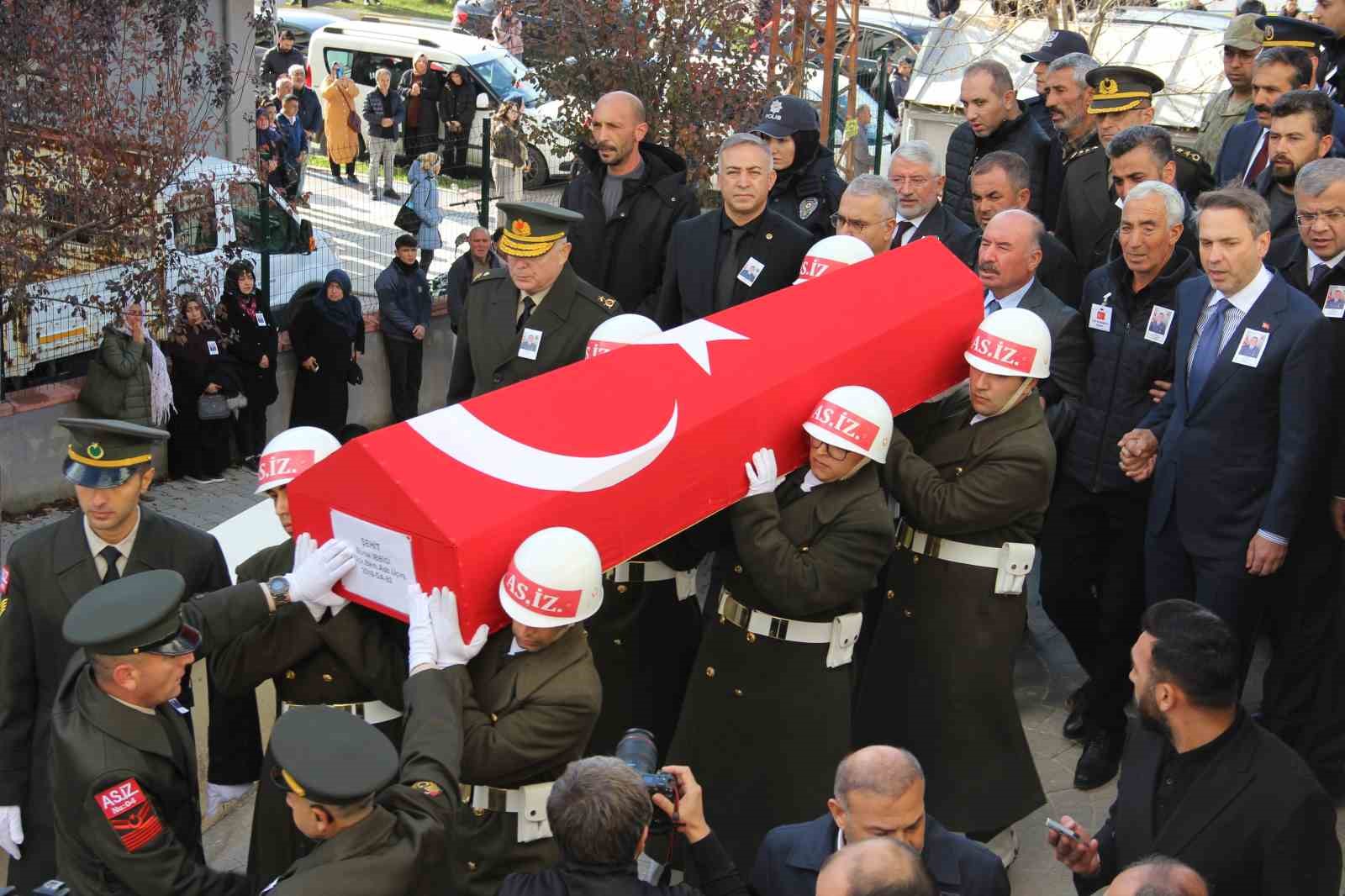 corumlu-sehit-son-yolculuguna-ugurlandi