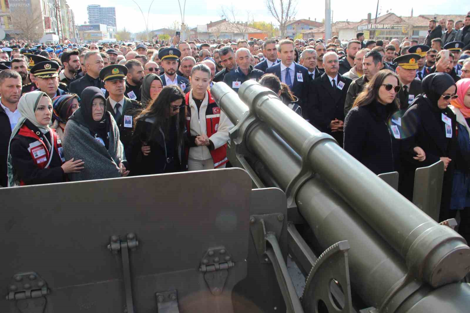 corumlu-sehit-son-yolculuguna-ugurlandi