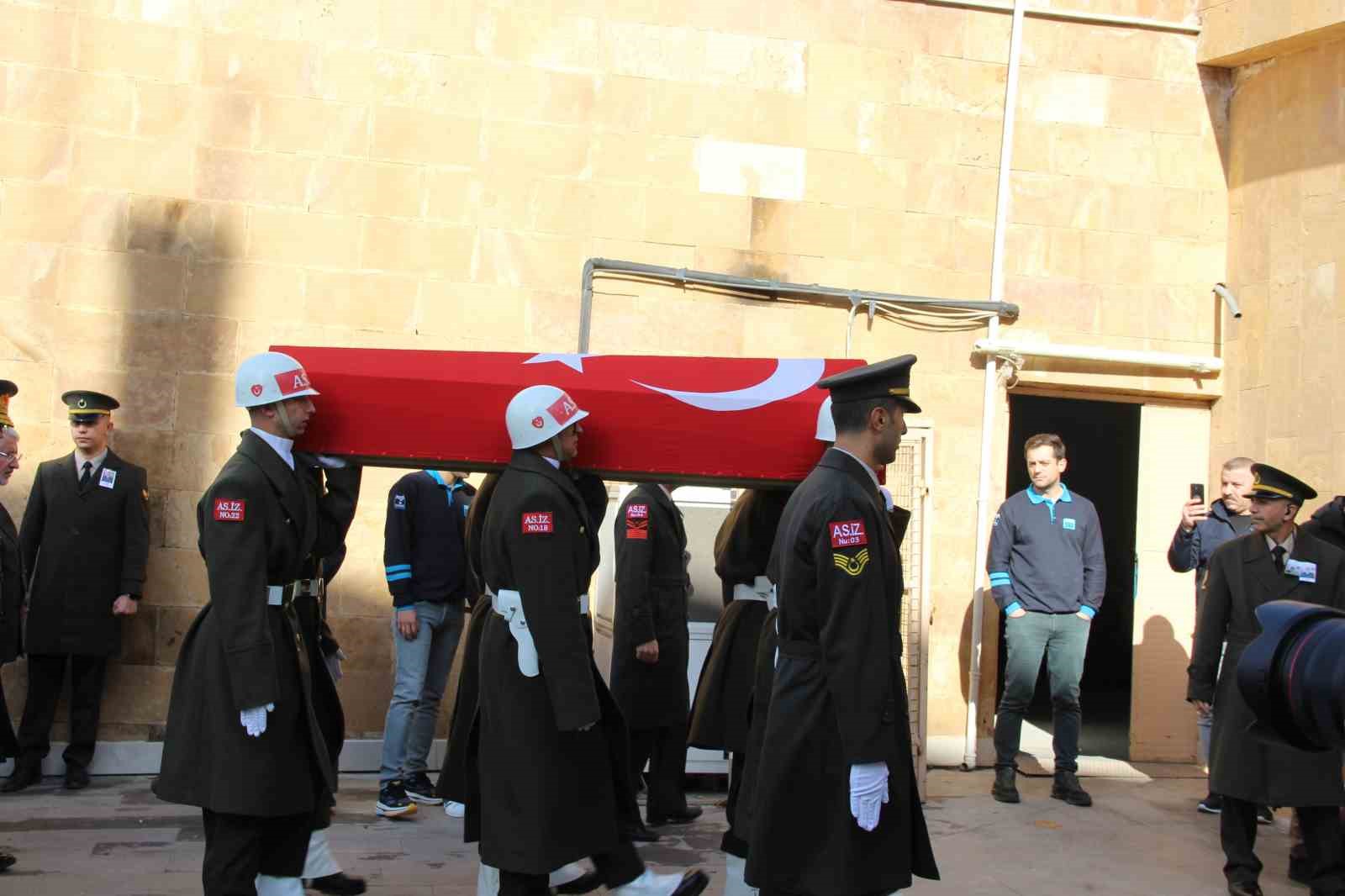 corumlu-sehit-son-yolculuguna-ugurlandi