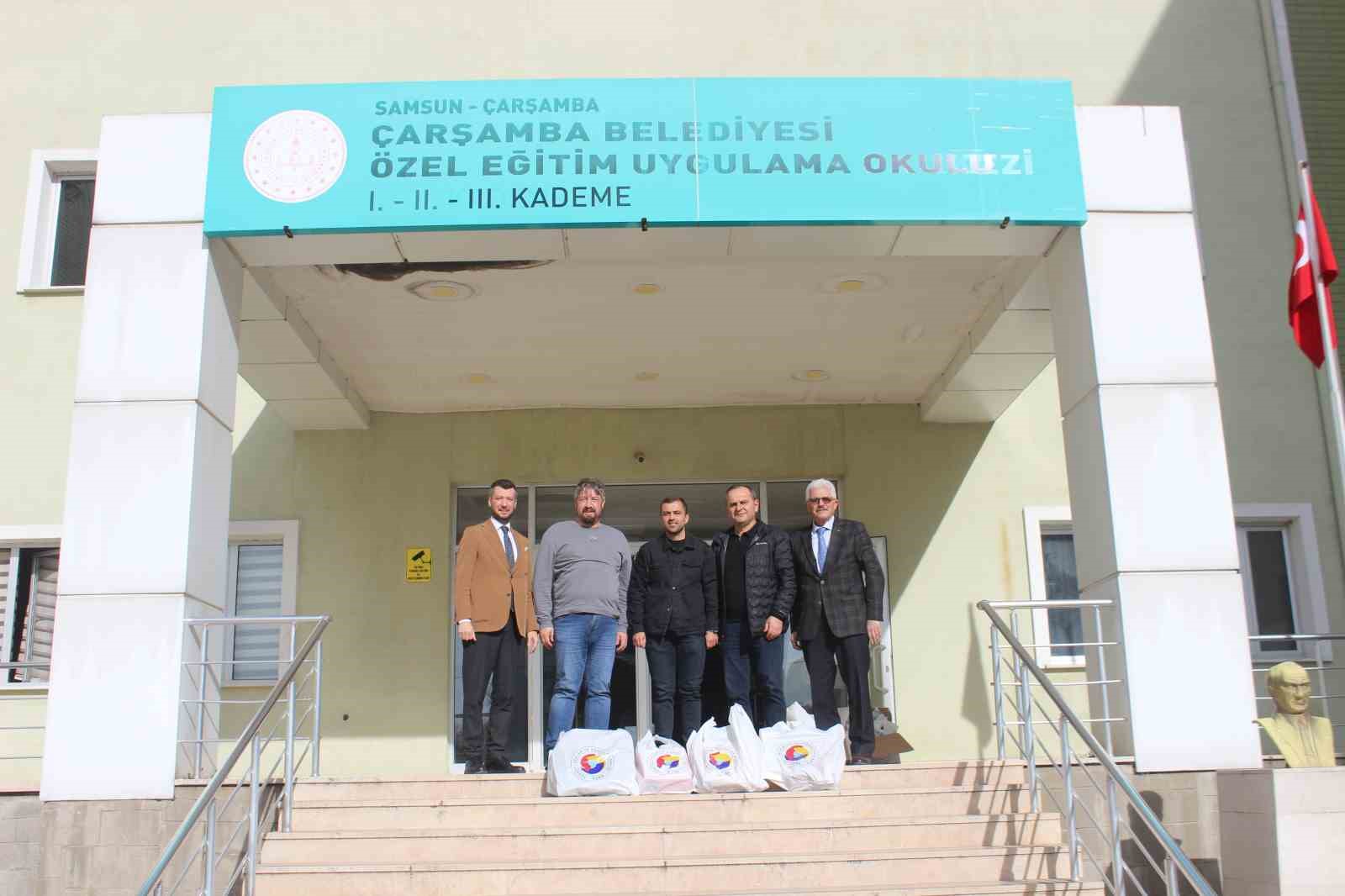 ctbden-ogrencilere-bot-destegi