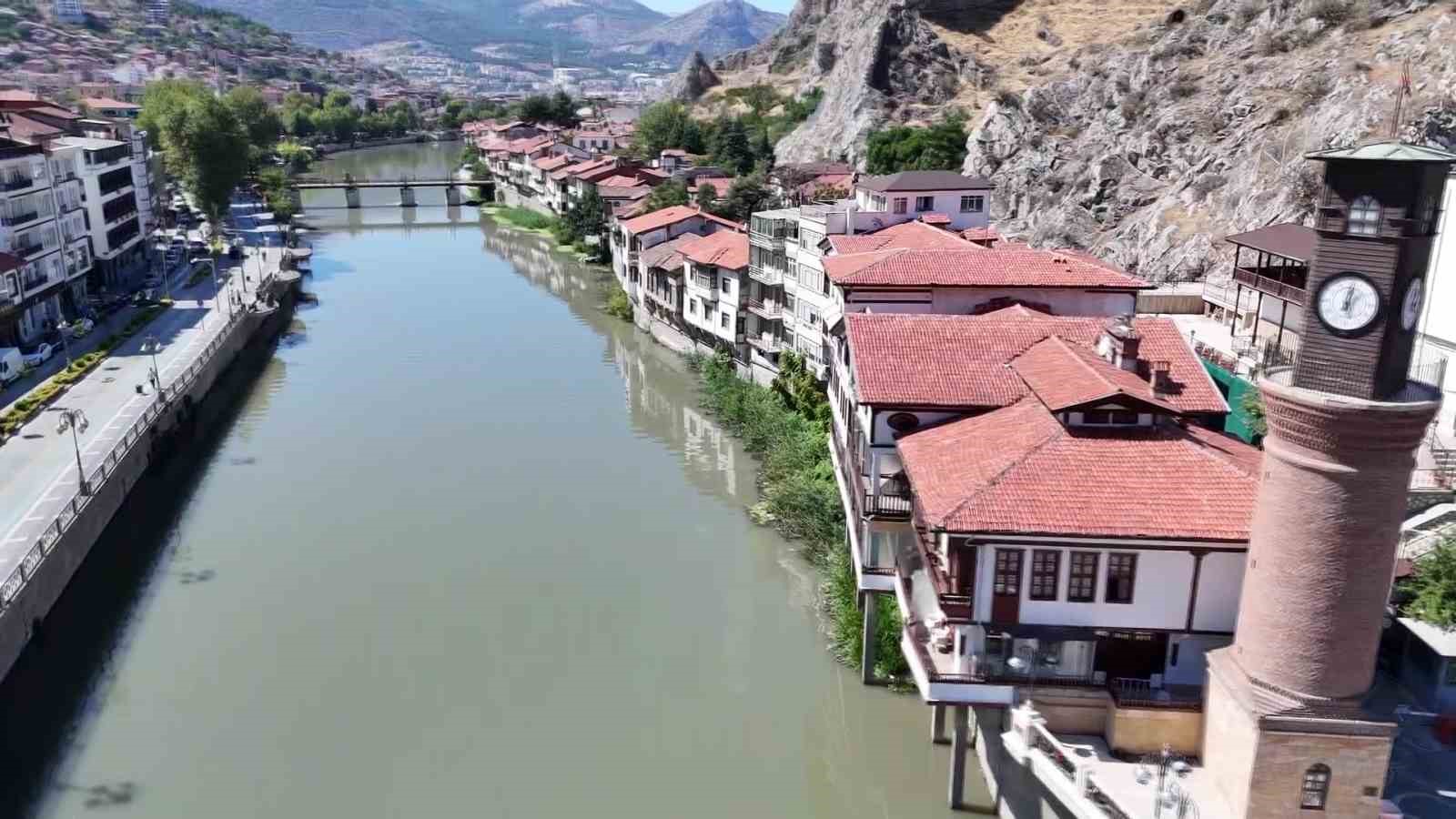 dagin-zirvesine-yazildi-hollywood-degil-amasya
