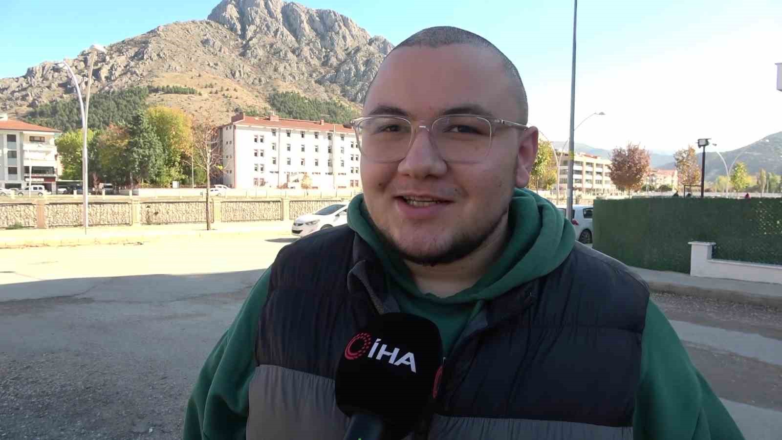 damada-saka-yapip-taki-yerine-ayva-hediye-ettiler