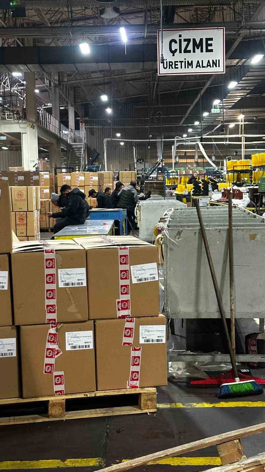 gezer-fabrikasinda-isciler-is-birakti