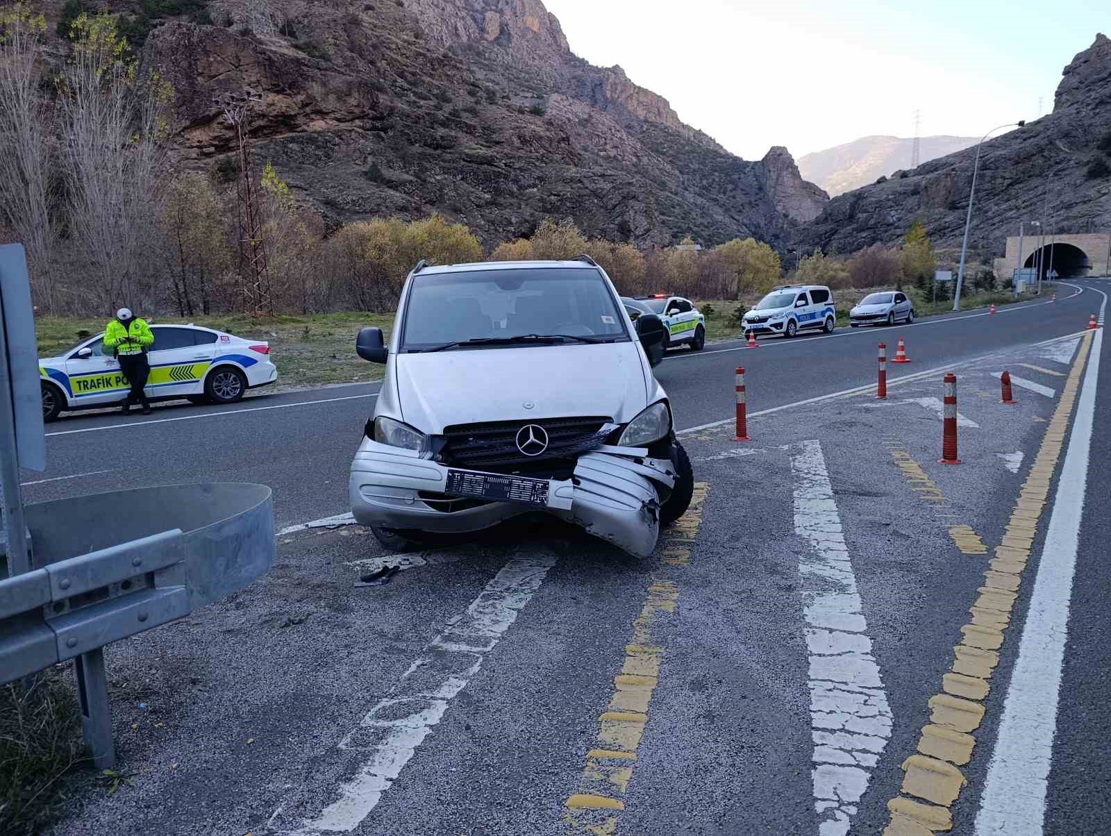 gumushanede-iki-arac-carpisti-4-yarali