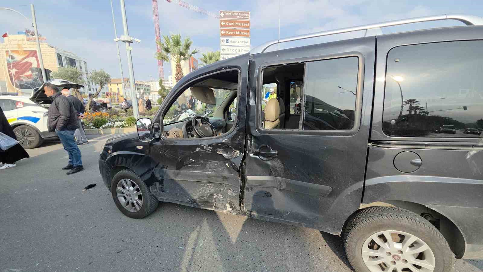 hatali-donus-kazaya-yol-acti-2-yarali