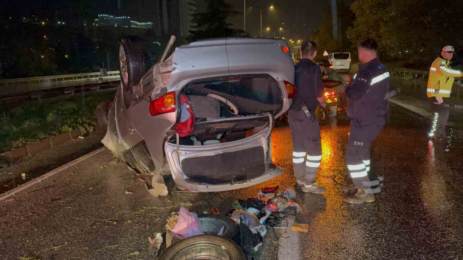 hurdaya-donen-aractan-yara-almadan-ciktilar