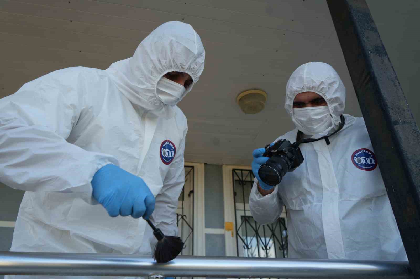 jandarma-yerli-parmak-izi-sistemi-ile-gecmis-olaylari-aydinlatiyor