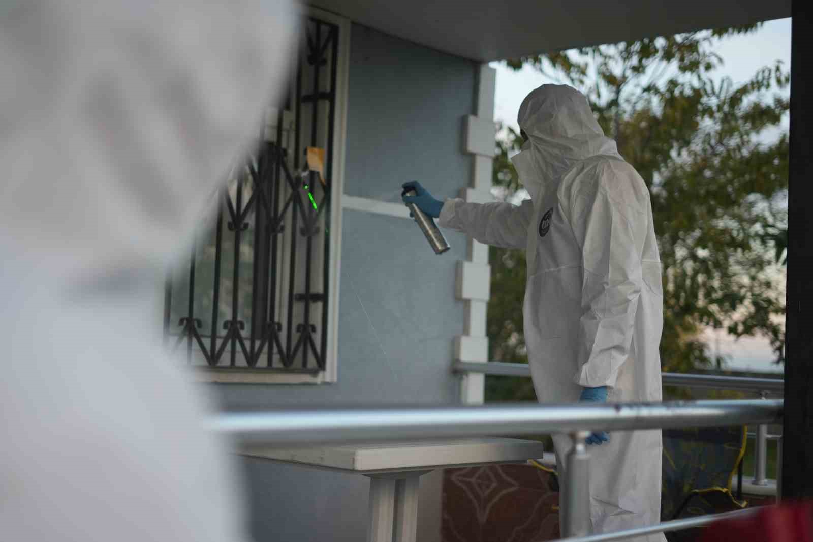 jandarma-yerli-parmak-izi-sistemi-ile-gecmis-olaylari-aydinlatiyor