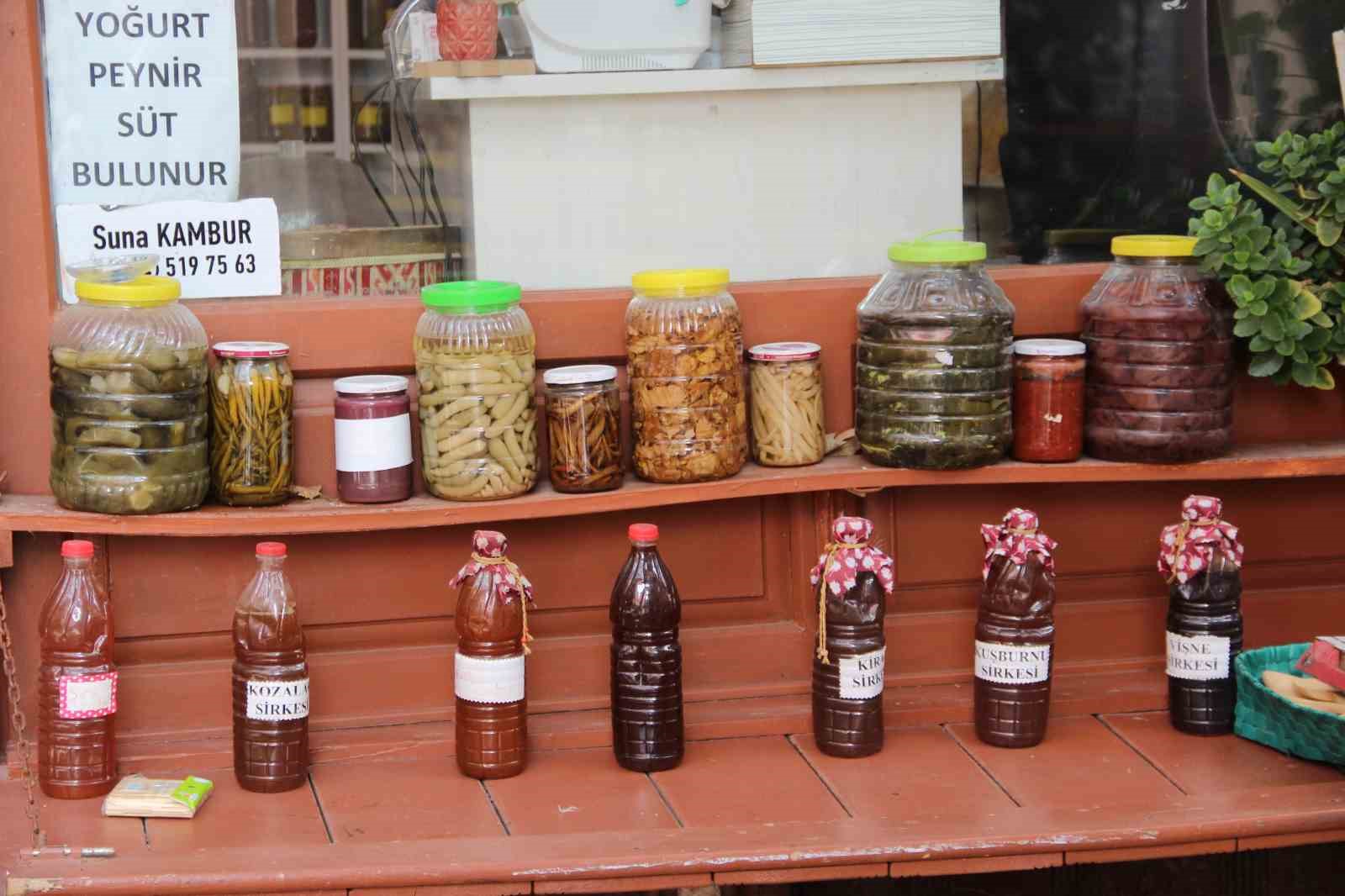 kis-mevsiminin-vazgecilmezi-tursu-tezgahlari-suslemeye-basladi