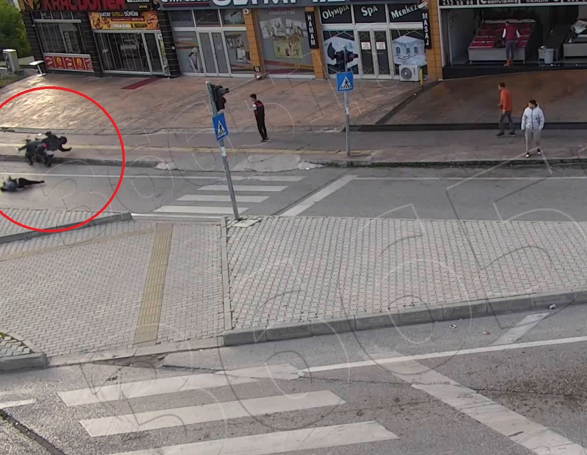 kural-tanimayan-motosikletliler-kazalari-artirdi