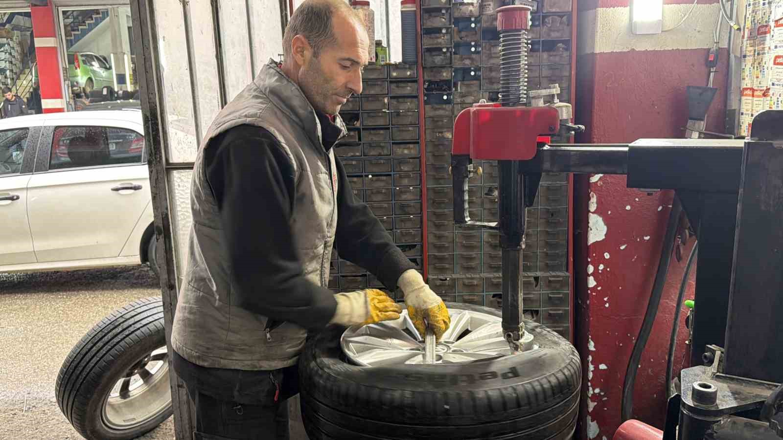 lastikcilerde-son-gun-yogunlugu