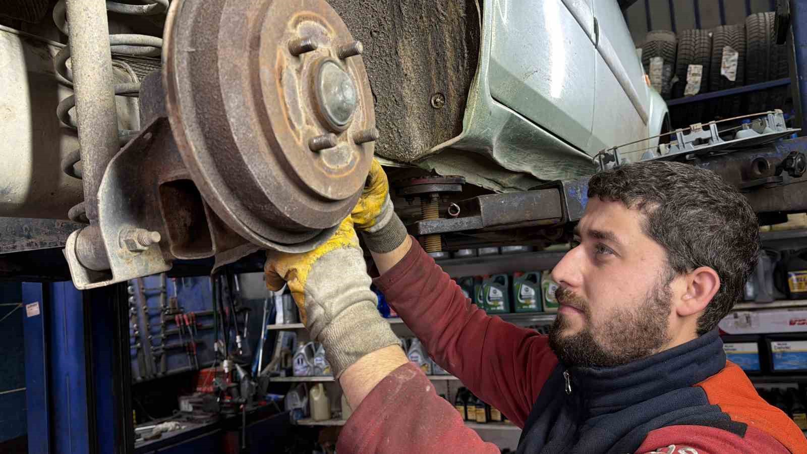 lastikcilerde-son-gun-yogunlugu