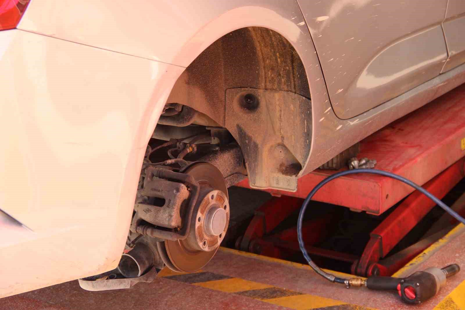 lastikcilerin-kis-lastigi-mesaisi-erken-basladi