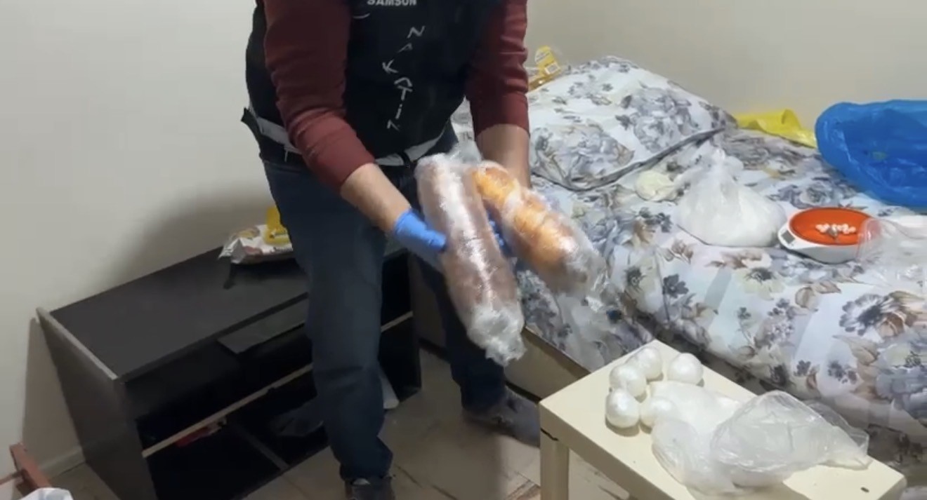 narkotik-polisi-zula-evlerini-cokertti