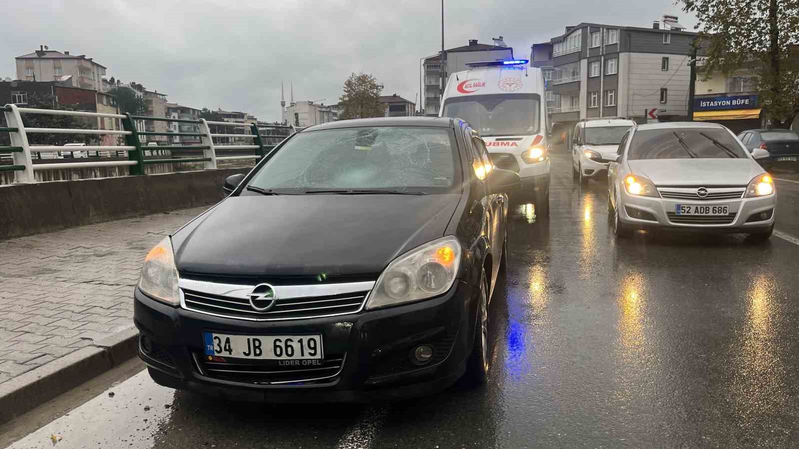 orduda-otomobilin-carptigi-yaya-yaralandi