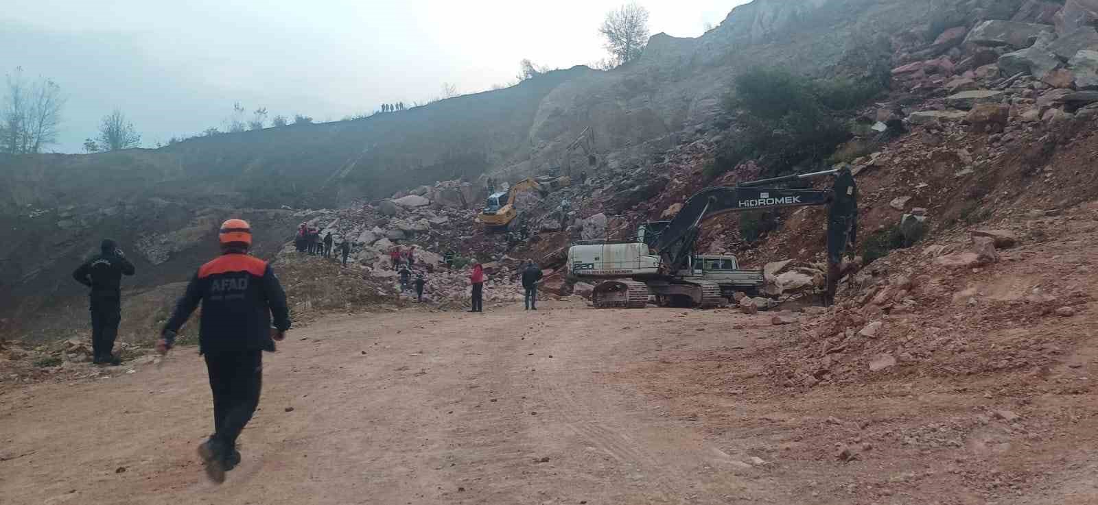 orduda-tas-ocaginda-gocuk-2-kisi-enkaz-altinda-kaldi