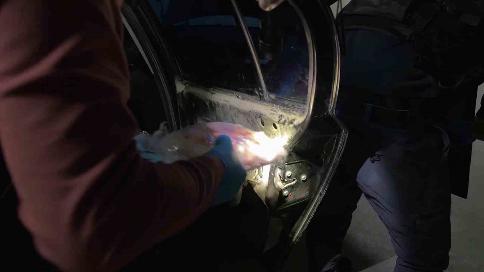 orduda-zehir-tacirlerine-buyuk-darbe-25-kilo-200-gram-metamfetamin-ele-gecirildi