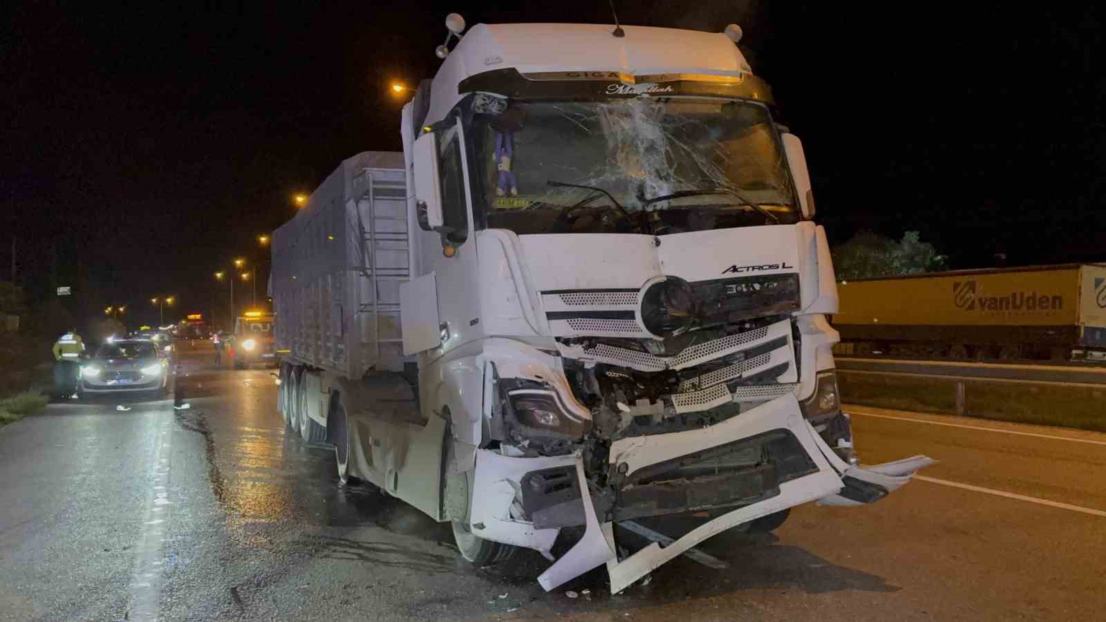 samsunda-tirlar-carpisti-1-yarali