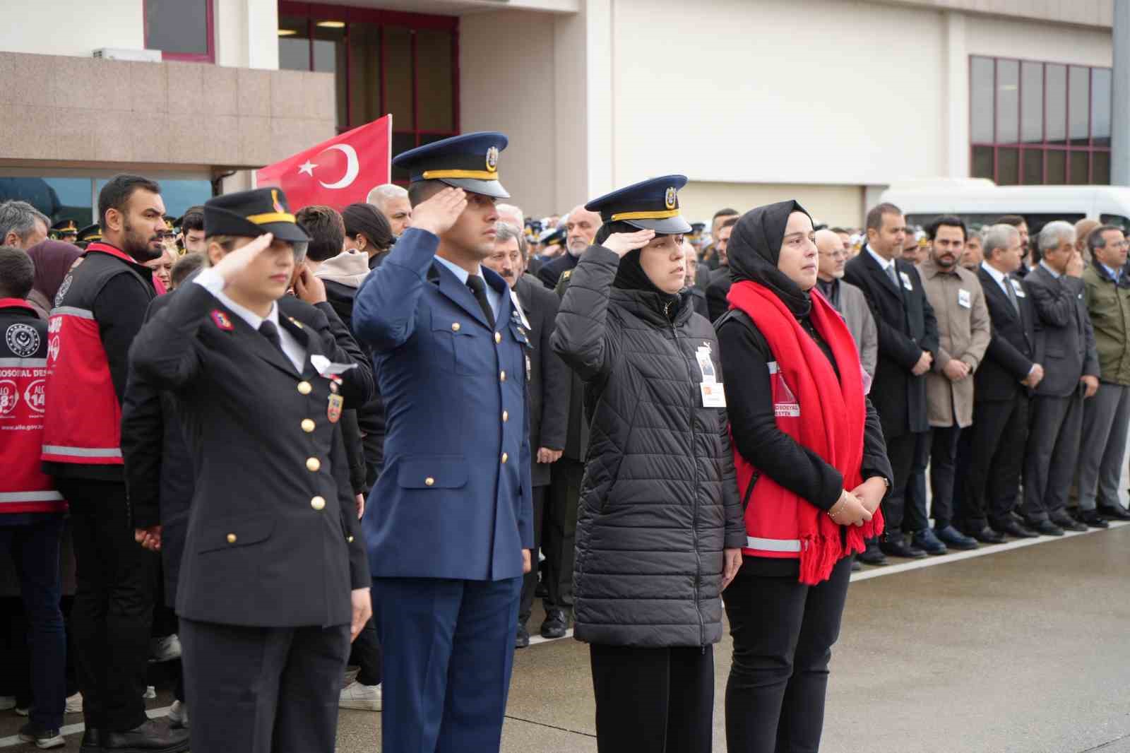 sehit-altiokun-cenazesi-samsuna-getirildi