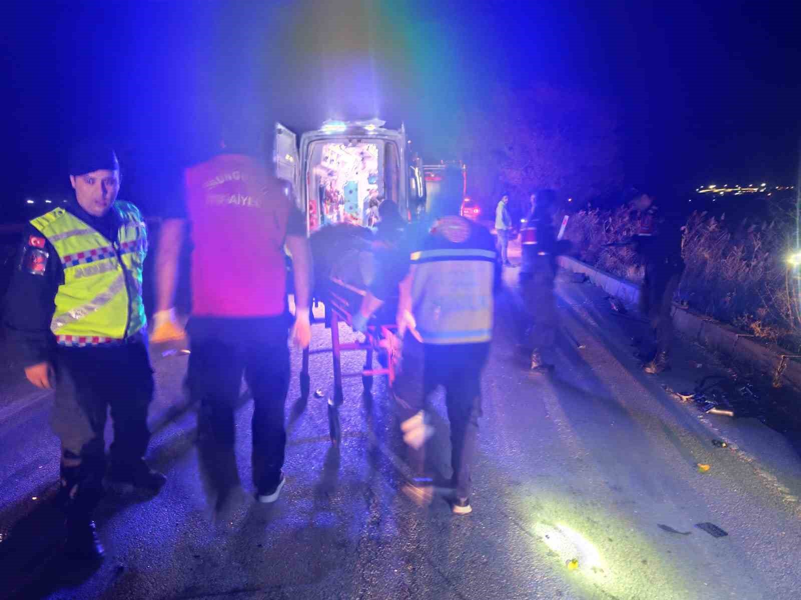 takla-atan-otomobil-hurdaya-dondu-1-yarali