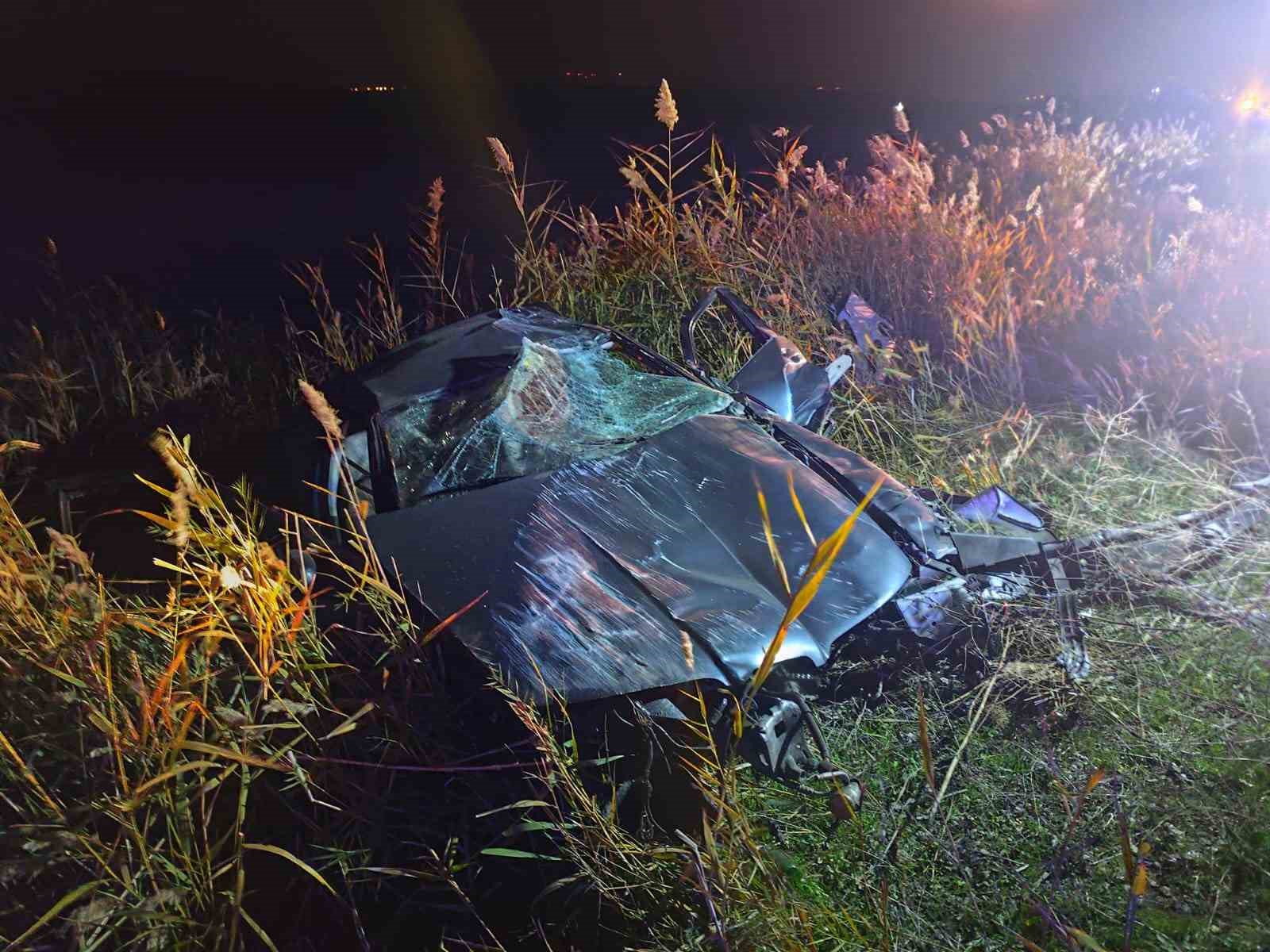 takla-atan-otomobil-hurdaya-dondu-1-yarali