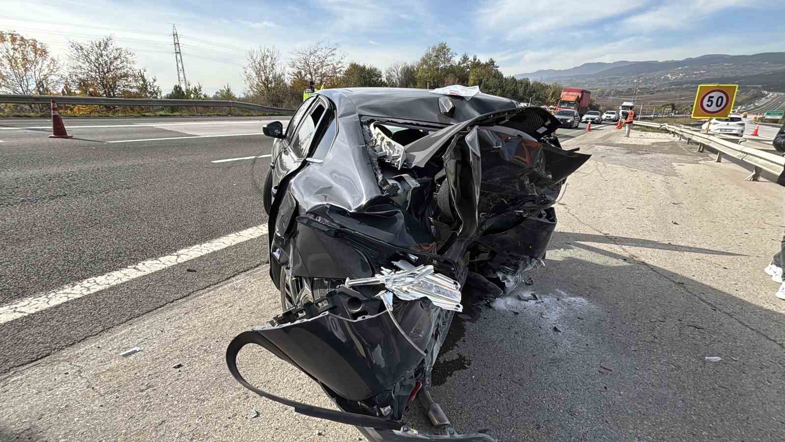 temin-bolu-gecisinde-feci-kaza-1-olu-4-yarali