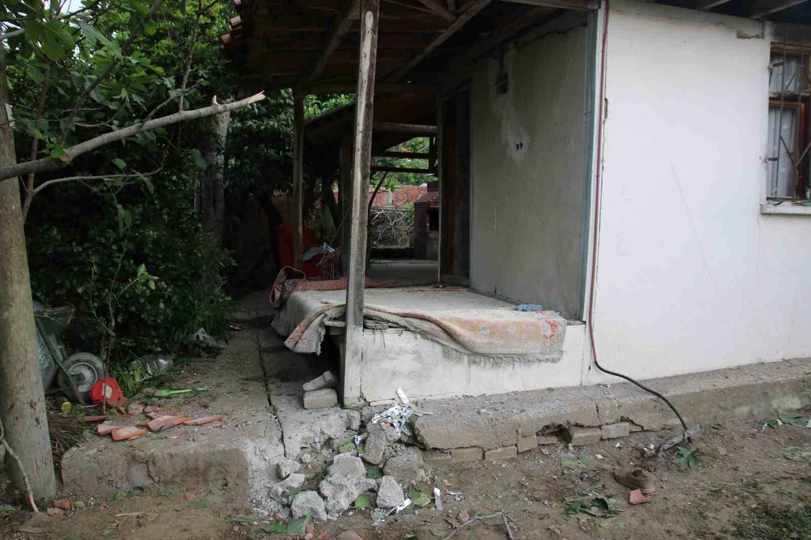 tokatta-5-askerin-yaralandigi-bag-evindeki-patlama-sonrasi-goruntuleri-ortaya-cikti