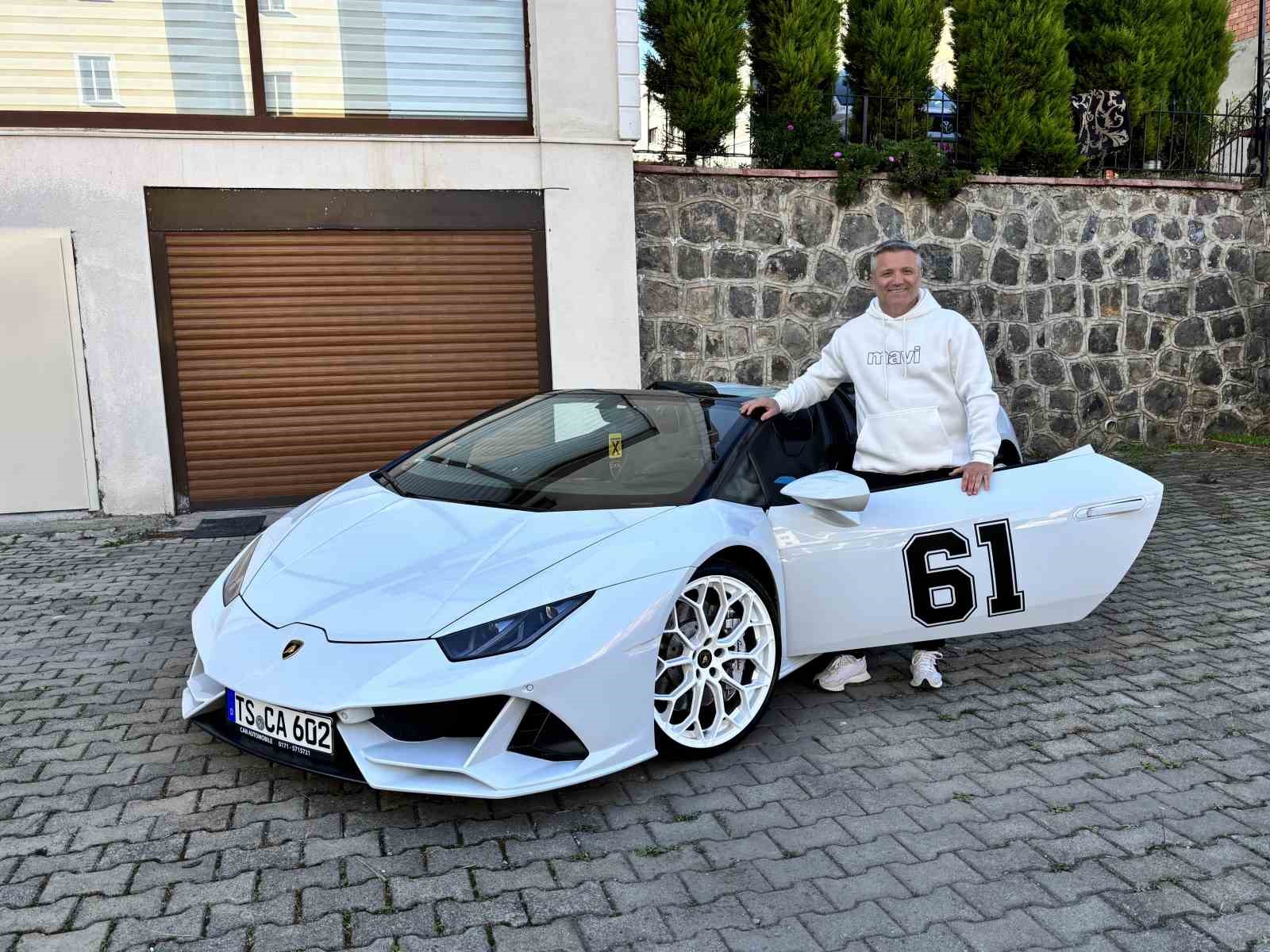 trabzona-lamborghini-ile-geldi-koy-yollarinda-ilgi-odagi-oldu