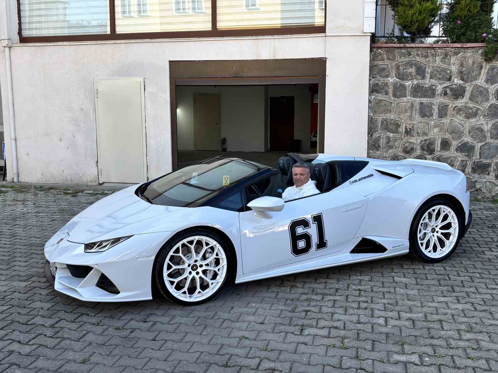 trabzona-lamborghini-ile-geldi-koy-yollarinda-ilgi-odagi-oldu