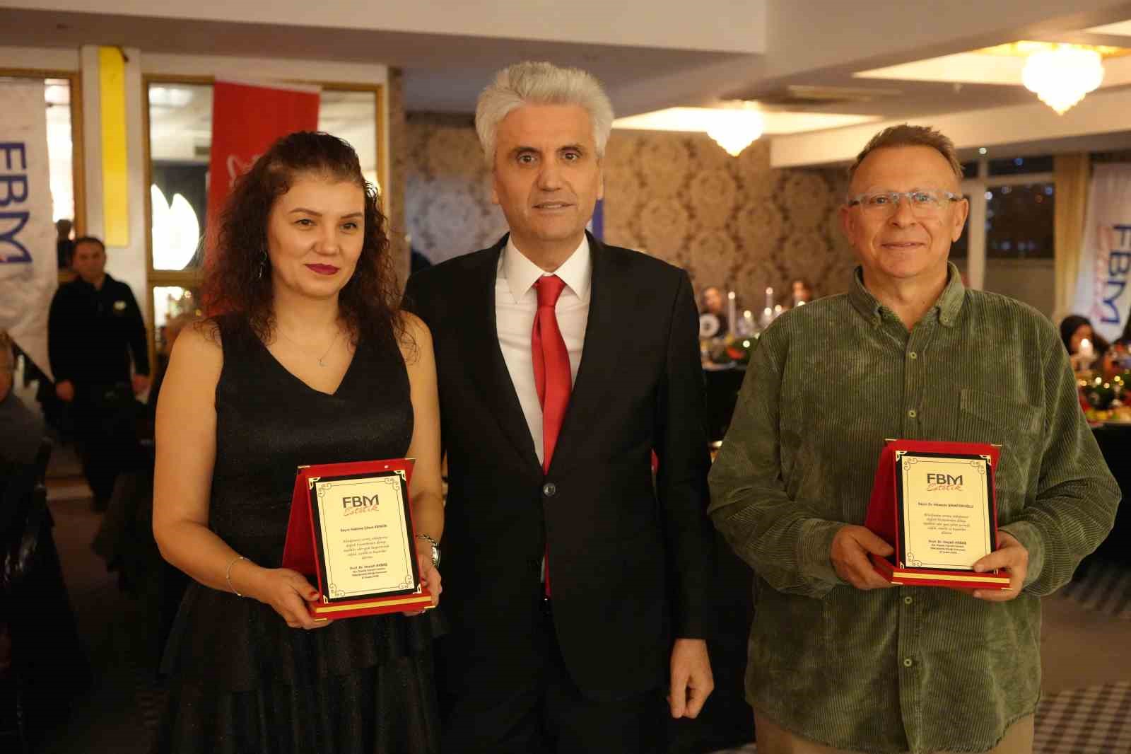 2025te-en-cok-yuz-genclestirme-ameliyati-yapildi