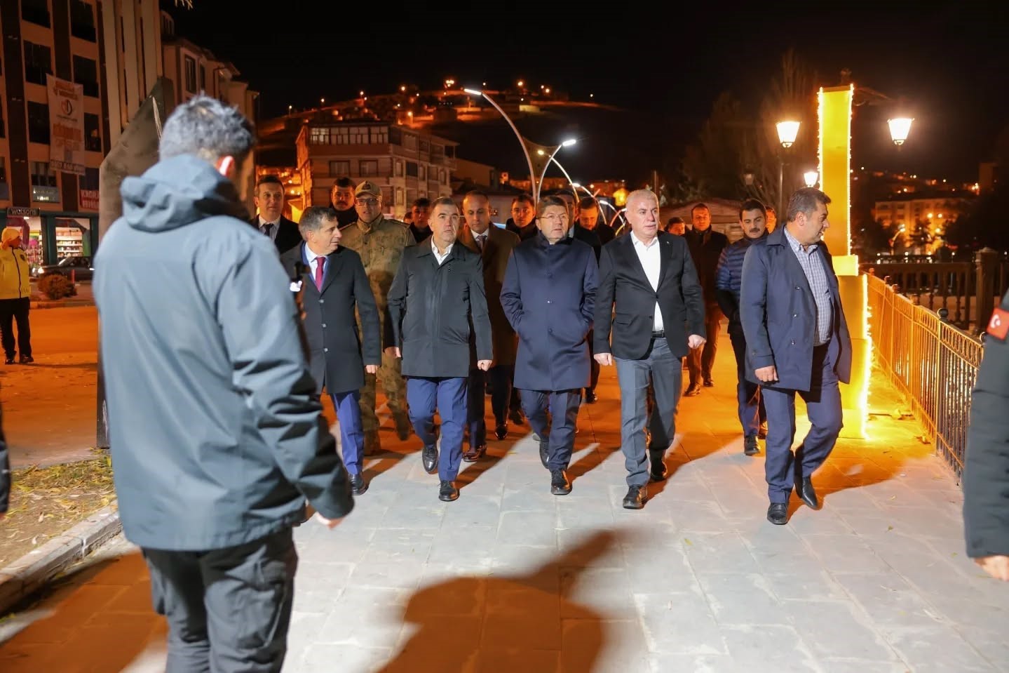 adalet-bakani-tunc-adliye-temel-atma-toreni-icin-bayburtta