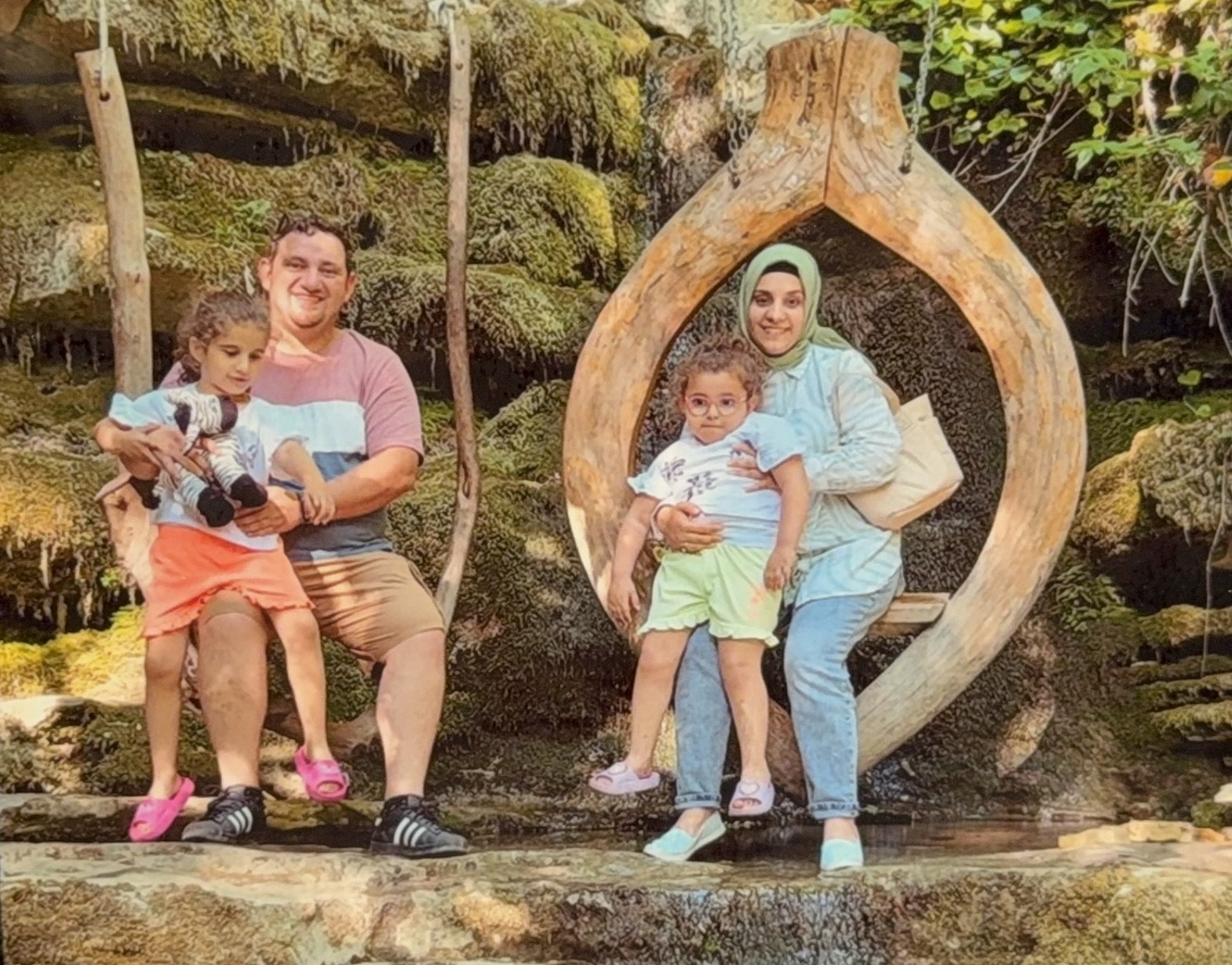 akaryakit-istasyonu-faciasinda-esini-ve-iki-kizini-kaybeden-anne-ilk-kez-konustu