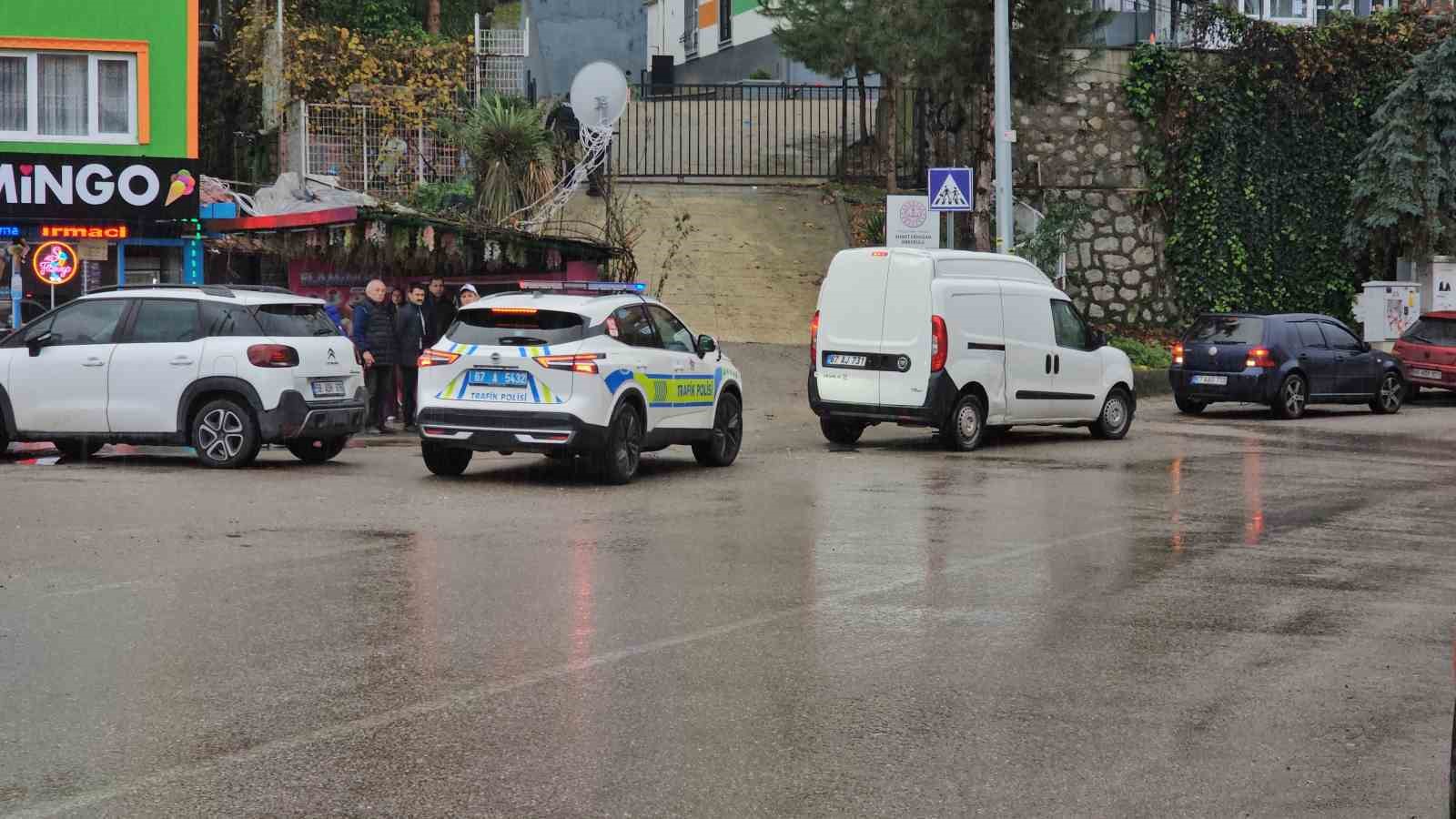 anaokulu-onunde-kayan-kamyonet-4-yasindaki-cocugun-olumune-yol-acti