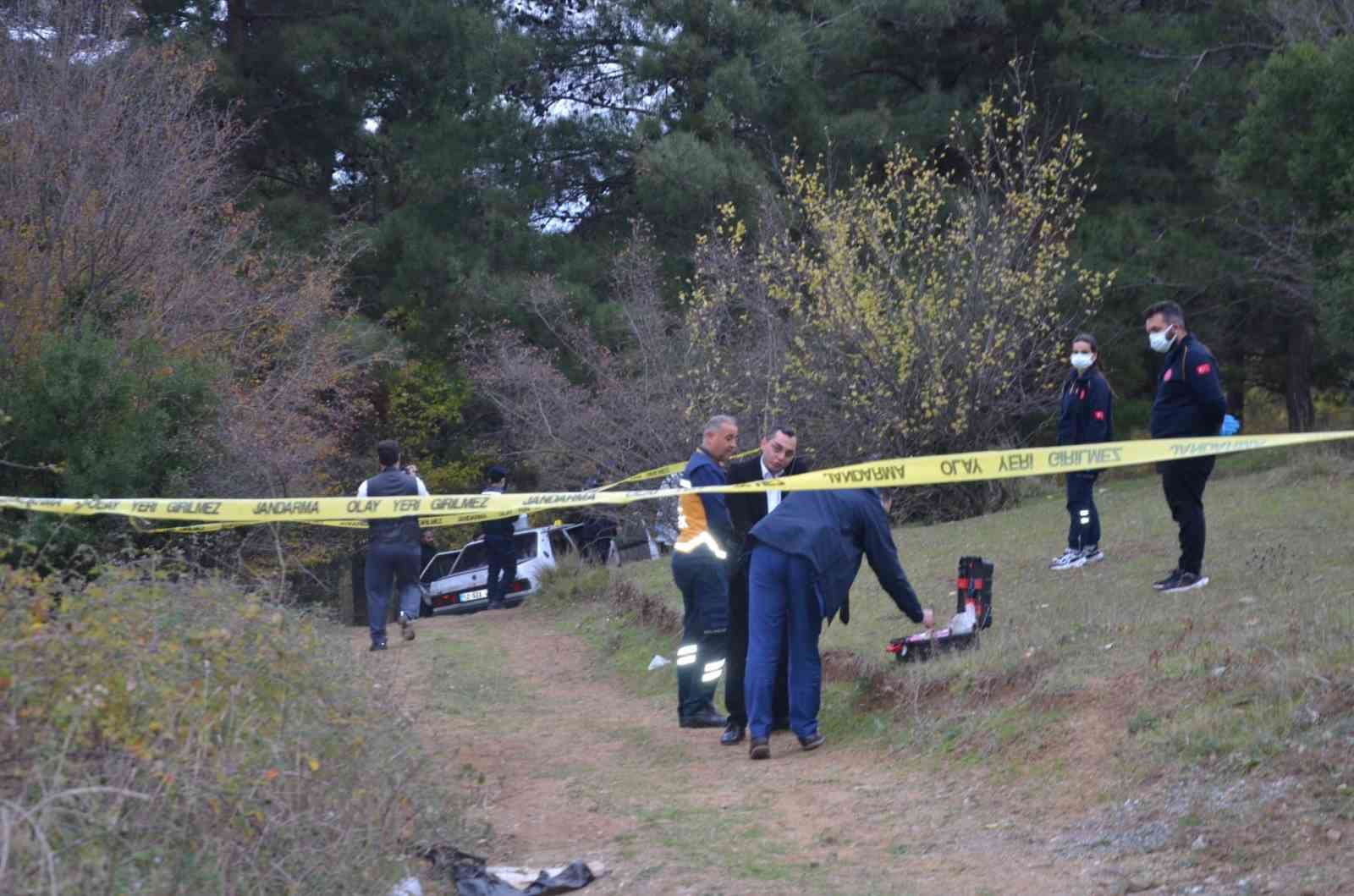 bosandigi-esini-otomobilde-vurup-canina-kiydi