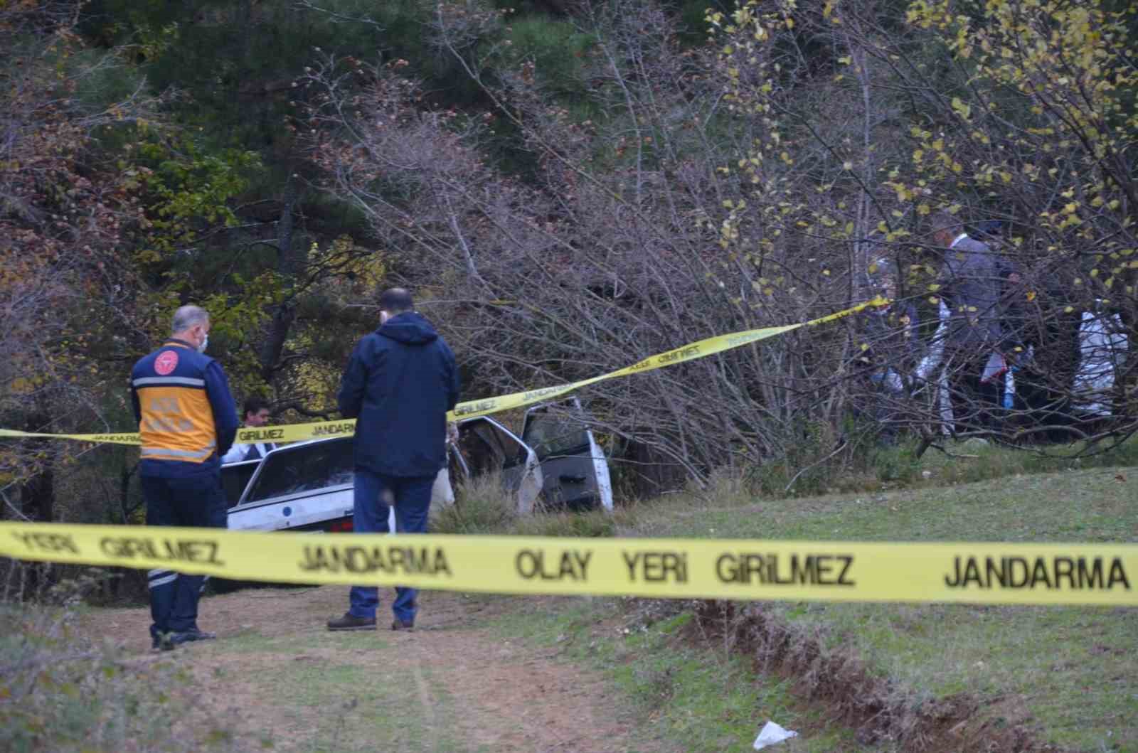 bosandigi-esini-otomobilde-vurup-canina-kiydi