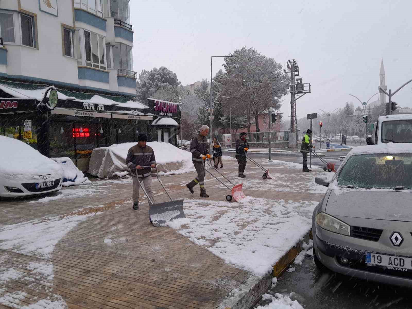 corum-belediyesi-karla-mucadeleye-hazir