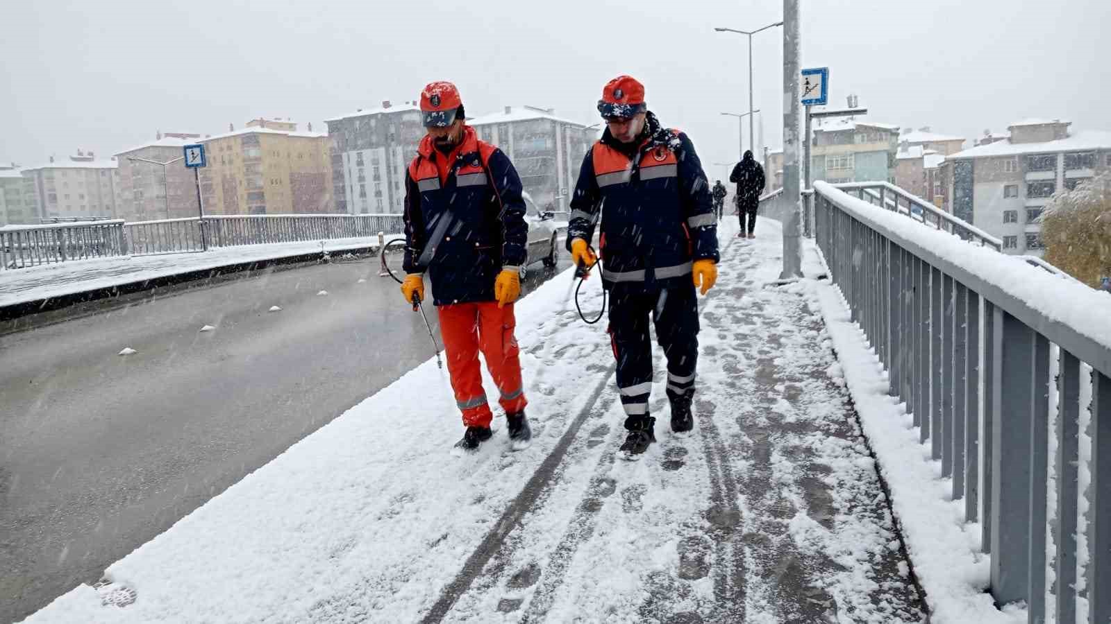corum-belediyesi-karla-mucadeleye-hazir