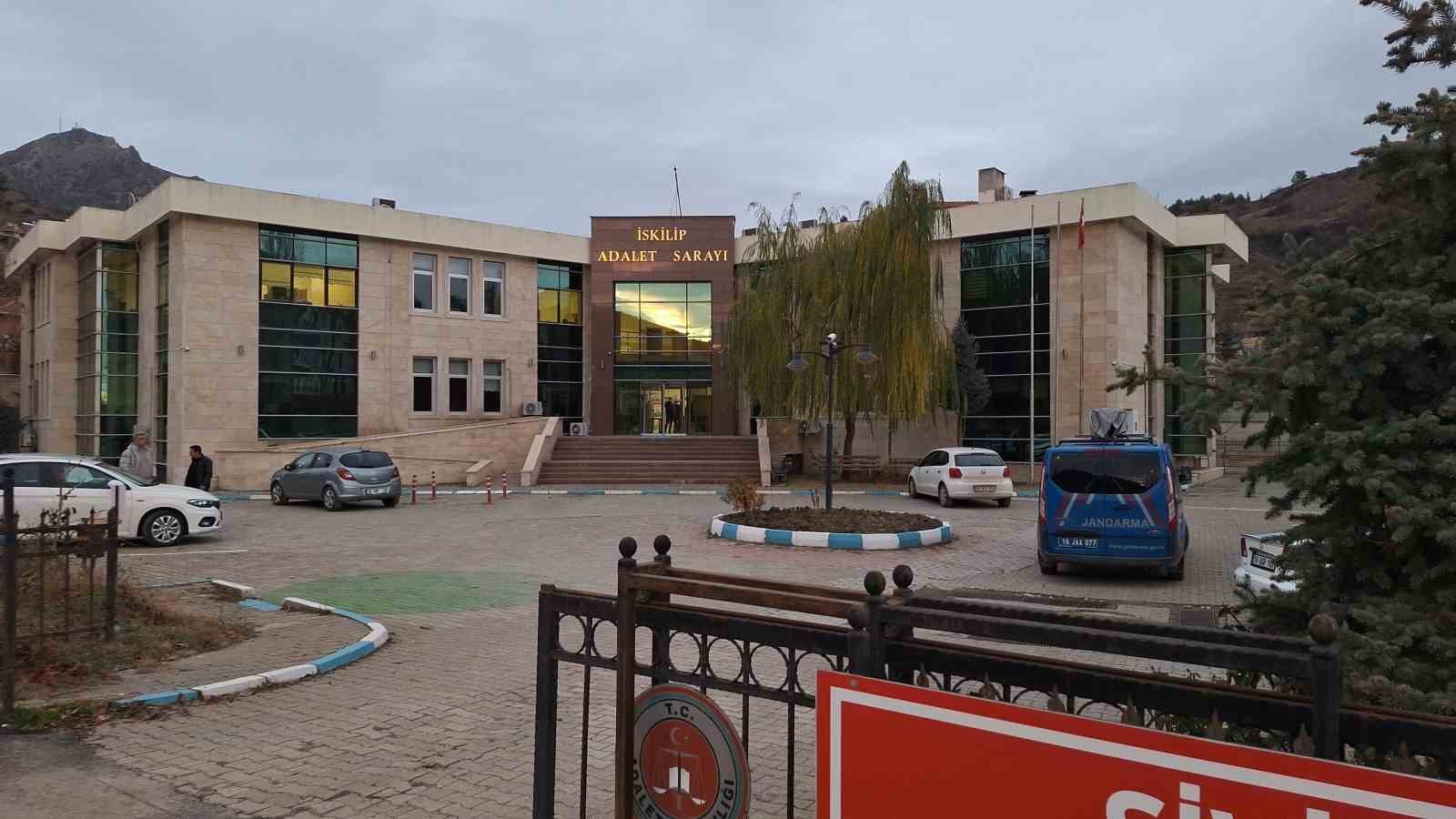 corum-jandarmasindan-dugun-magandalarina-operasyon-11-gozalti