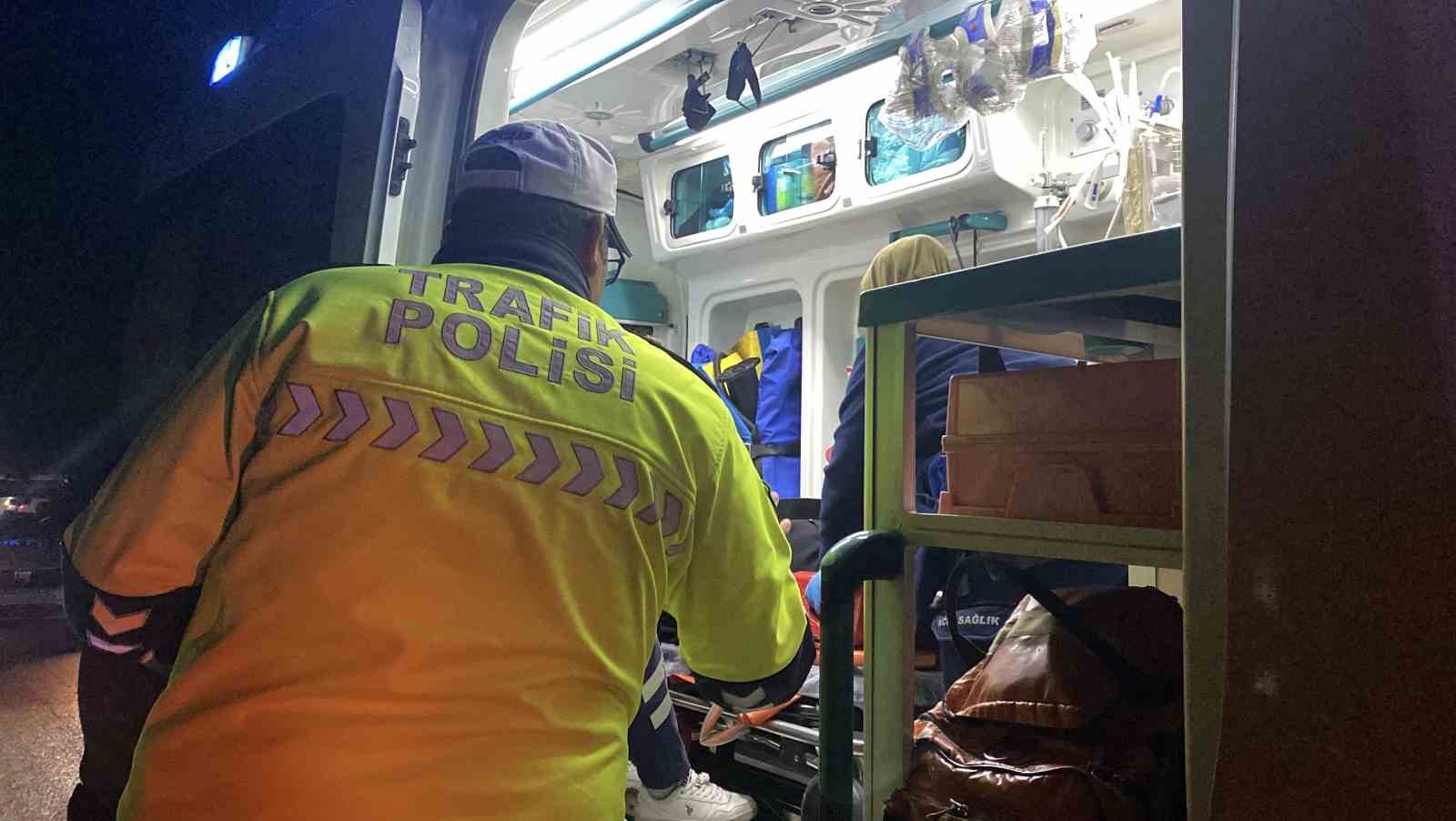 corumda-refuje-carpan-otomobil-yan-yatti-1i-bebek-3-yarali