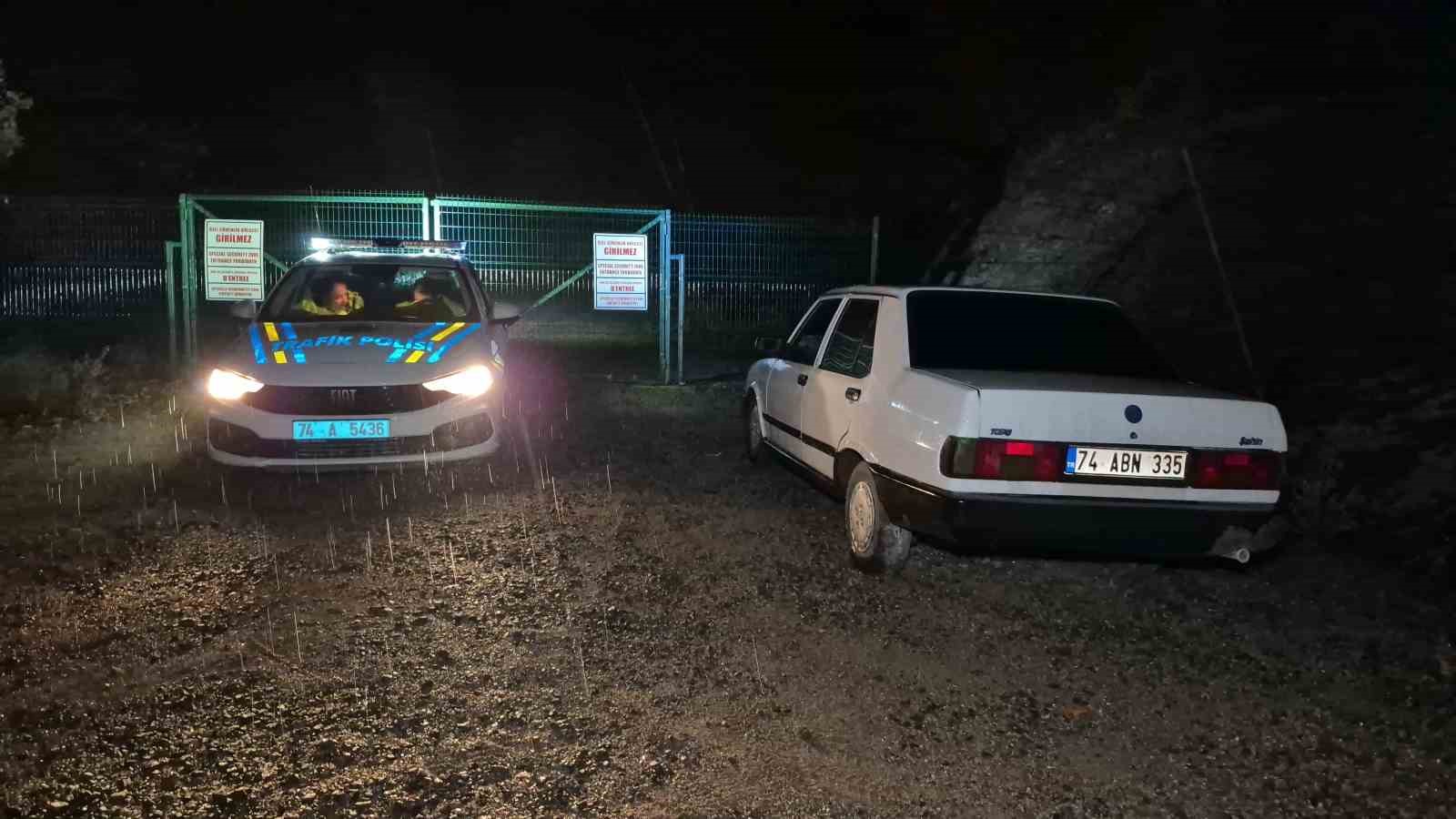 dur-ihtarina-uymayan-surucu-polisten-30-kilometre-kacabildi