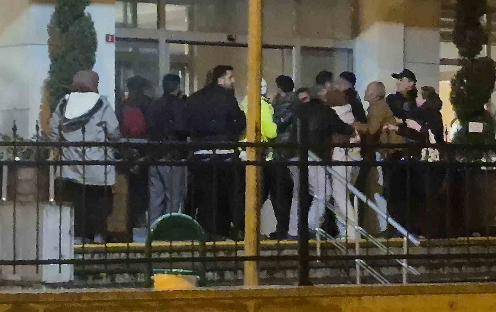 durusmadan-sonra-taraflar-birbirine-girdi