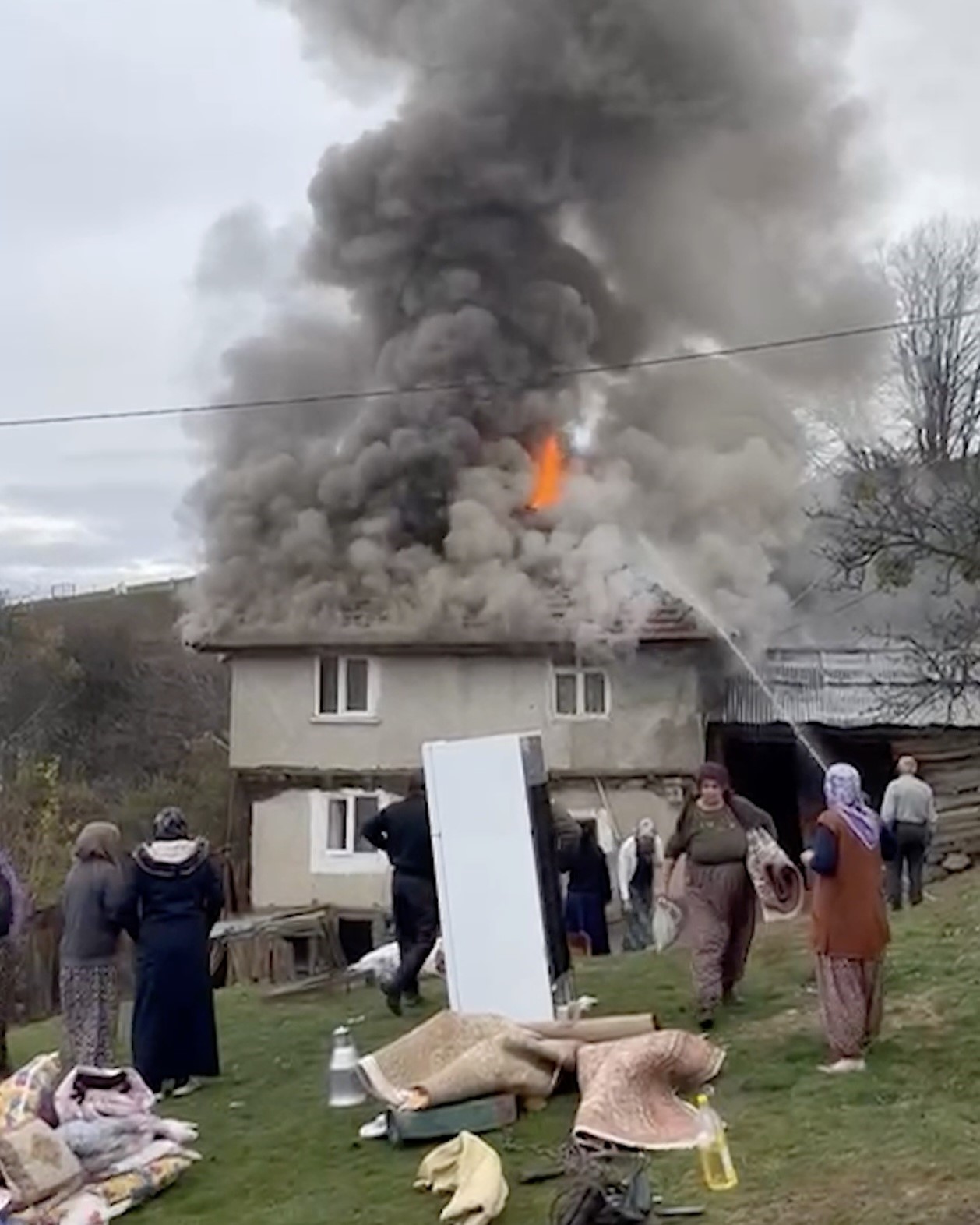 kastamonuda-2-katli-ev-alev-alev-yandi