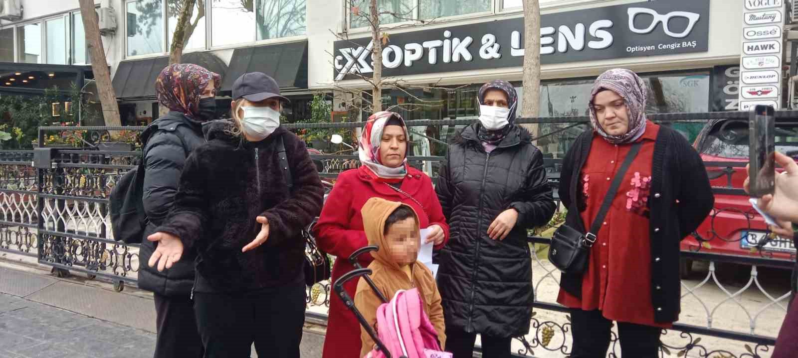 kuyumcu-magdurlarinin-eyleminde-yasli-kadin-fenalasti