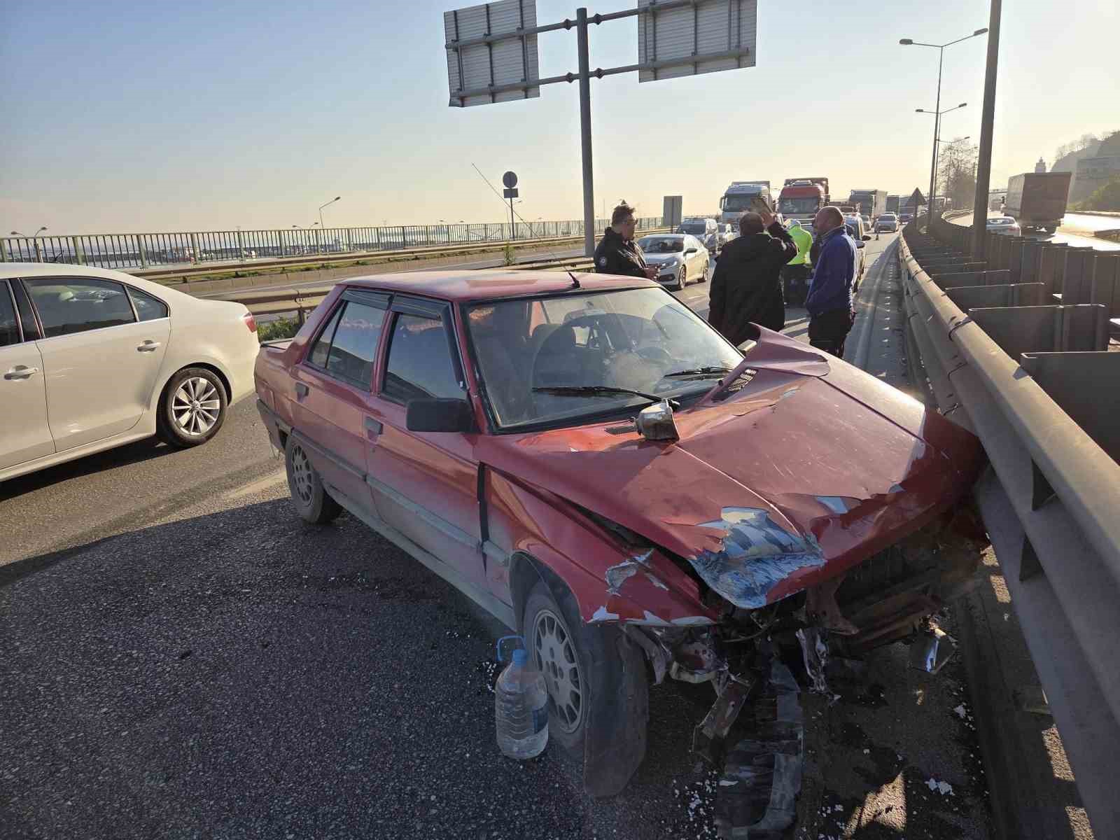 lpg-yuklu-tanker-otomobile-carpti-facianin-esiginden-donuldu