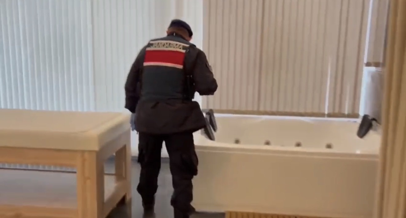 masaj-salonuna-fuhus-operasyonu